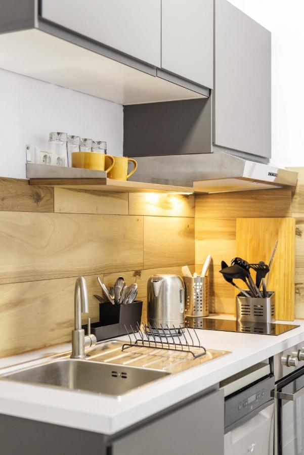 Central Sky Apartments Солун Екстериор снимка